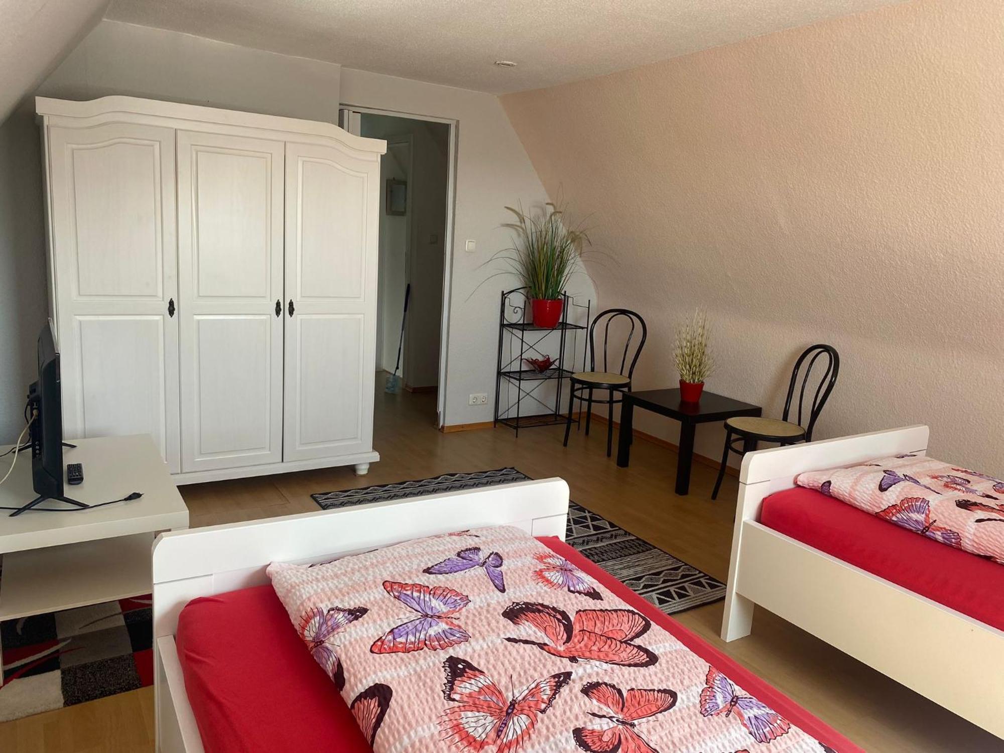 Ferienwohnung Ca 85 Qm Zzgl 17 Qm Terrasse Hannover Exterior photo